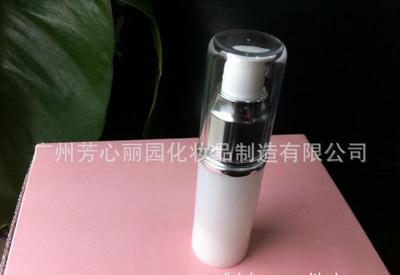 芳心麗園化妝品加工細(xì)致水潤(rùn)霜,原料及單支產(chǎn)品圖片_高清圖_細(xì)節(jié)圖-廣州芳心麗園化妝品制造 -Hc360慧聰網(wǎng)