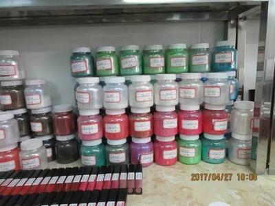 浙江黑作坊"制造"知名化妝品,百姓還能買到真東西嗎? - 今日頭條(www.toutiao.com)