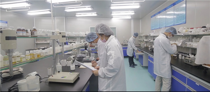 在廣州找比較好的化妝品生產(chǎn)加工廠,考察是十分重要的!